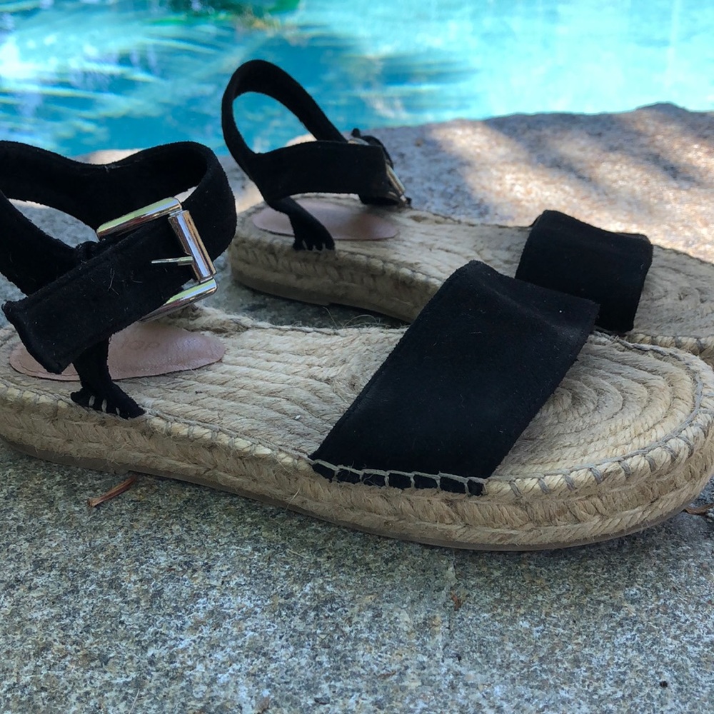 Espadrilles! - Picture 2 of 2